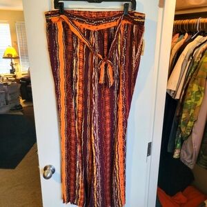 Women's size 1XL Lili brand BOHO pull on elastic waist pants NWT